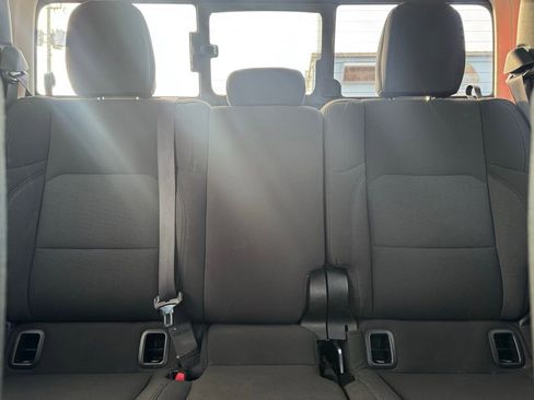 Certified 2023 Jeep Gladiator Sport image 24