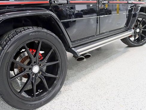 Used 2015 Mercedes-Benz G 63 AMG 4MATIC image 12