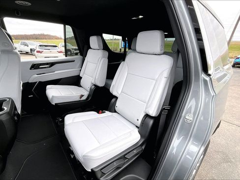 New 2026 Chevrolet Tahoe Premier image 10