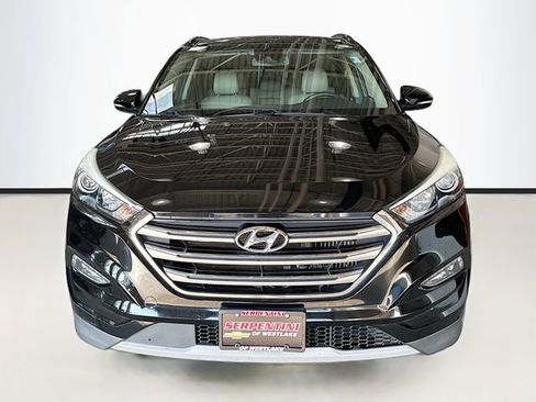Used 2017 Hyundai Tucson Limited w/ Limited Ultimate Package 03 image 4