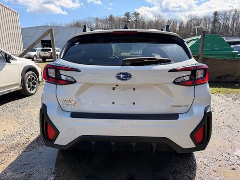 Used 2024 Subaru Crosstrek 2.0i Premium image 12