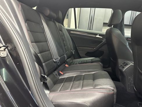 Used 2015 Volkswagen GTI 4-Door image 20