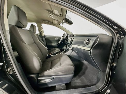 Used 2018 Toyota Corolla iM FWD image 29