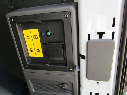 Used 2025 Ford E-Transit Low Roof w/ Load Area Protection Package image 12