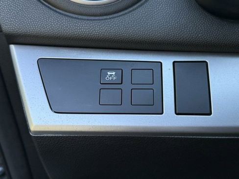 Used 2013 MAZDA MAZDA3 i SV w/ Convenience Pkg image 16