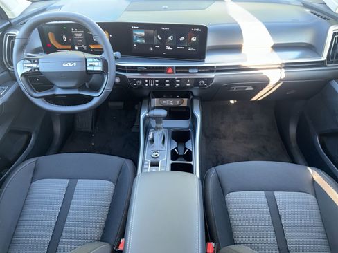 New 2026 Kia Sorento LX image 11