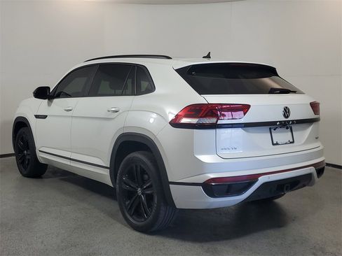 Used 2023 Volkswagen Atlas Cross Sport SEL R-Line image 5