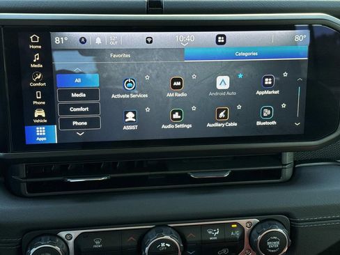 Used 2024 Jeep Wrangler Unlimited Rubicon image 25