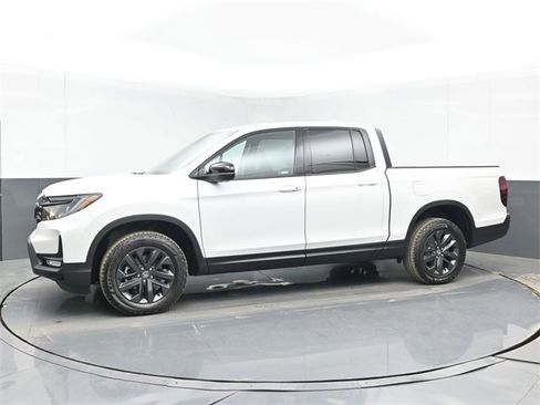 New 2026 Honda Ridgeline Sport image 6