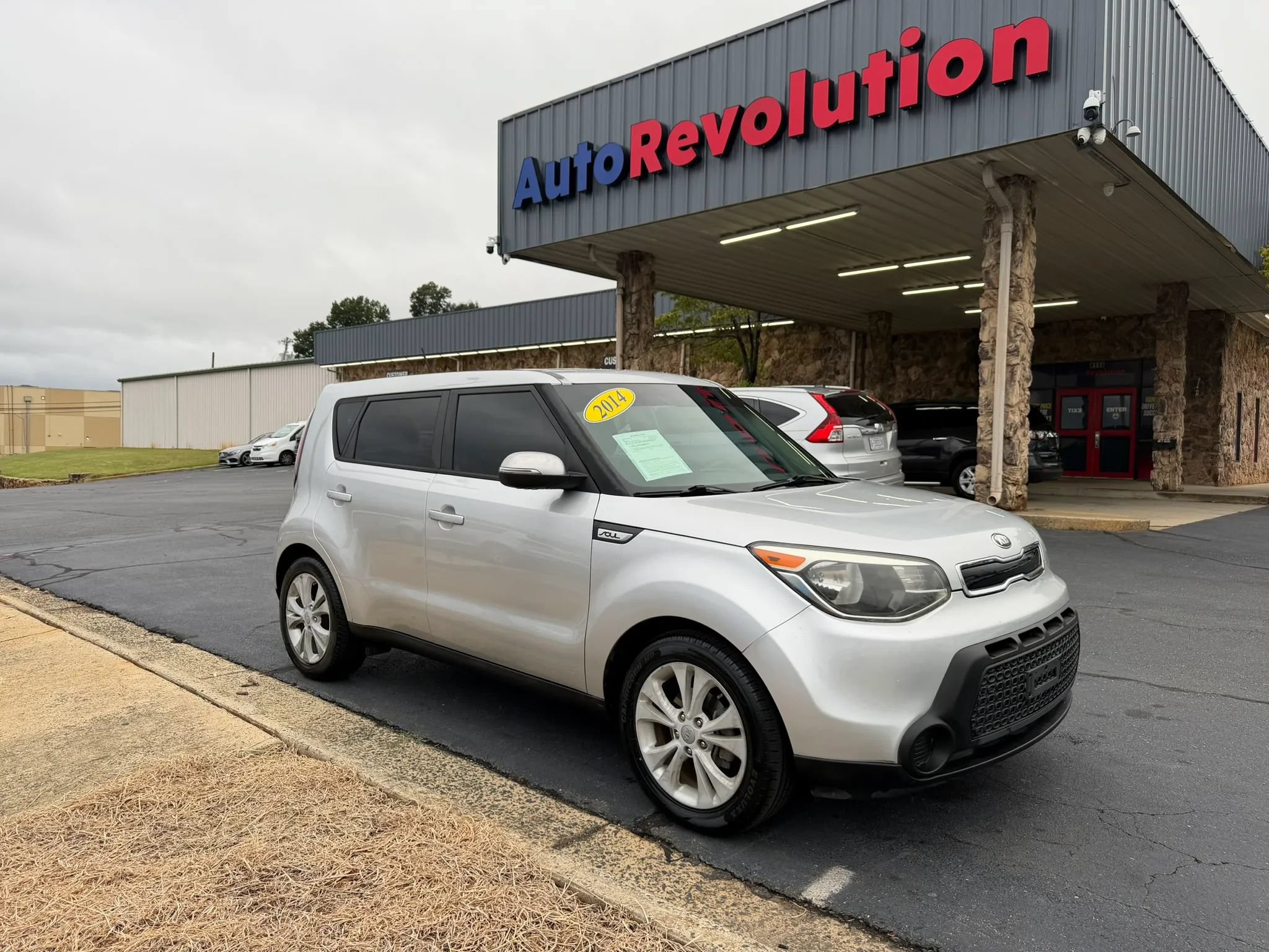 Used 2014 Kia Soul + FWD image 1