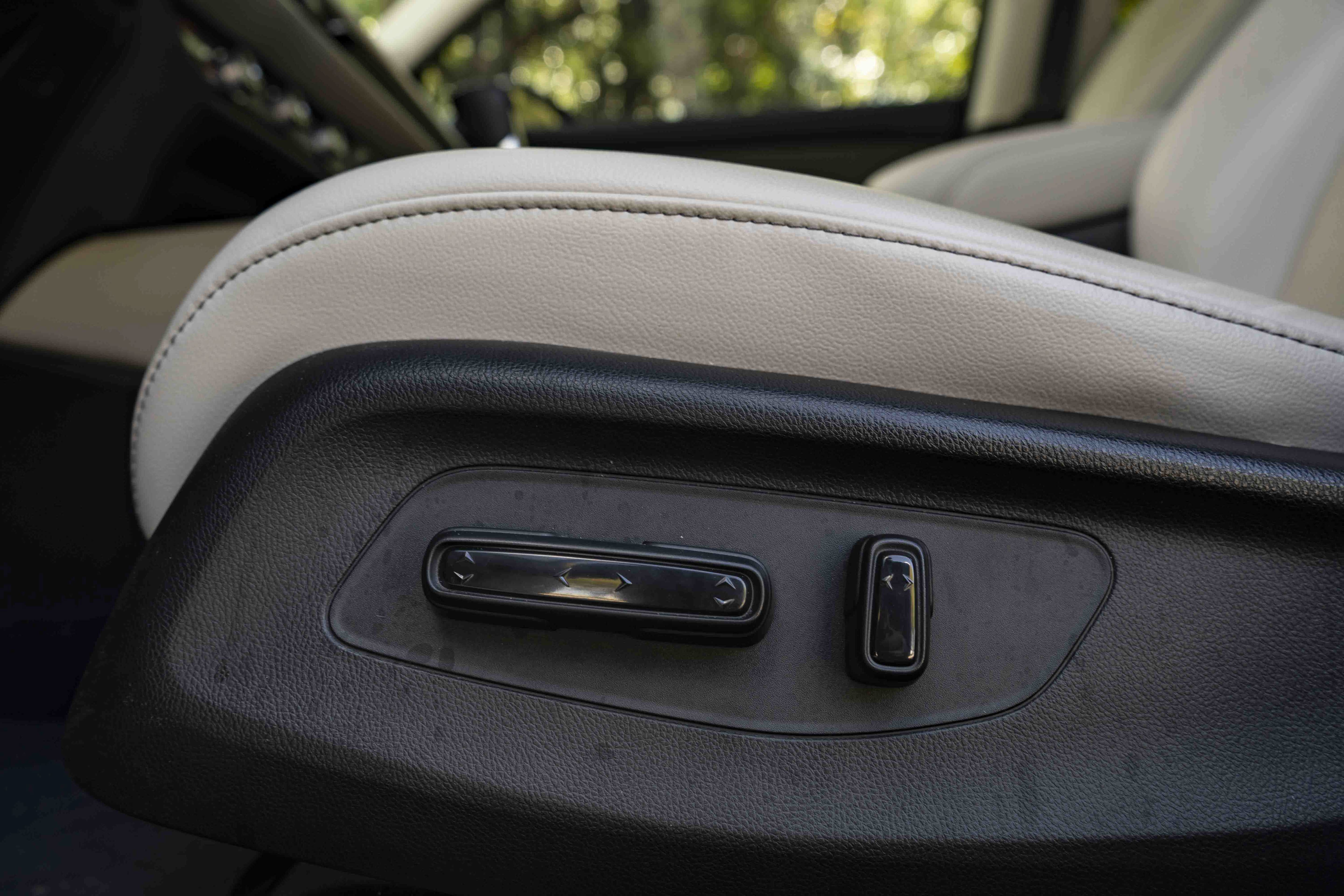 Used 2024 Honda HR-V EX-L image 41