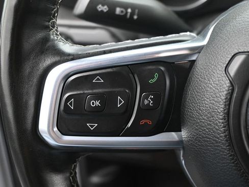 Used 2021 Jeep Wrangler Unlimited Sahara w/ Uconnect 4C Nav & Sound Group AWD/4WD image 16