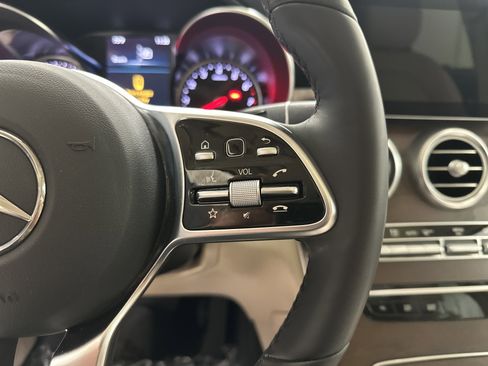 Used 2020 Mercedes-Benz GLC 300 4MATIC image 21