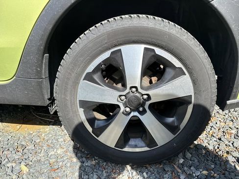 Used 2014 Subaru Crosstrek Touring image 5