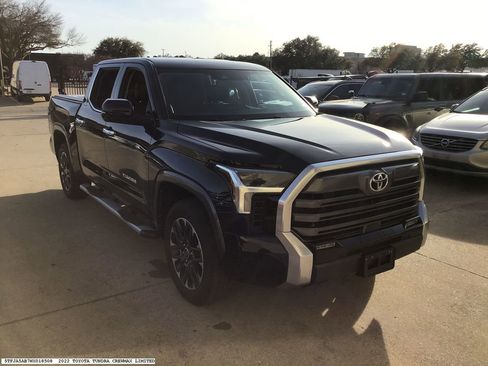 Used 2022 Toyota Tundra Limited w/ Power Package image 6