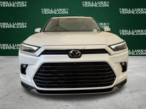 Used 2024 Toyota Grand Highlander Platinum image 4