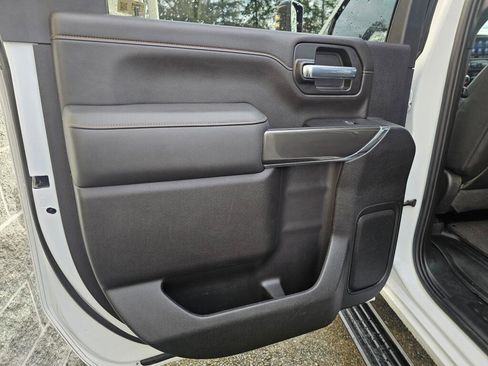 Used 2022 GMC Sierra 2500 AT4 w/ Gooseneck/5TH Wheel Package image 18