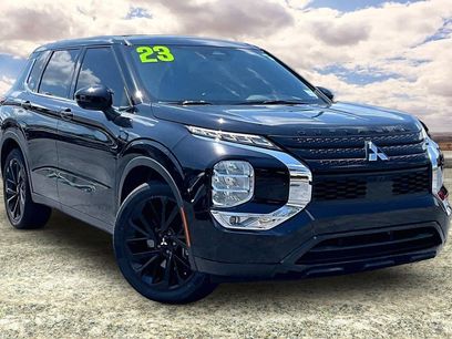 Used 2023 Mitsubishi Outlander SE Black Edition