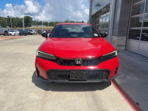 Used 2025 Honda Civic Sport image 6