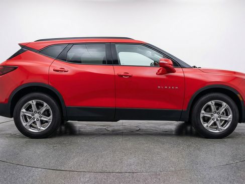 Used 2025 Chevrolet Blazer LT image 11