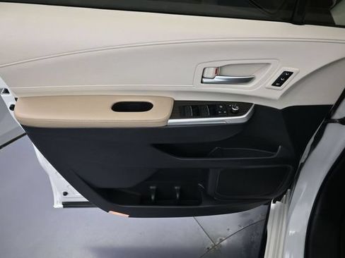 Used 2021 Toyota Sienna Limited w/ Protection Package (TMS) FWD image 27