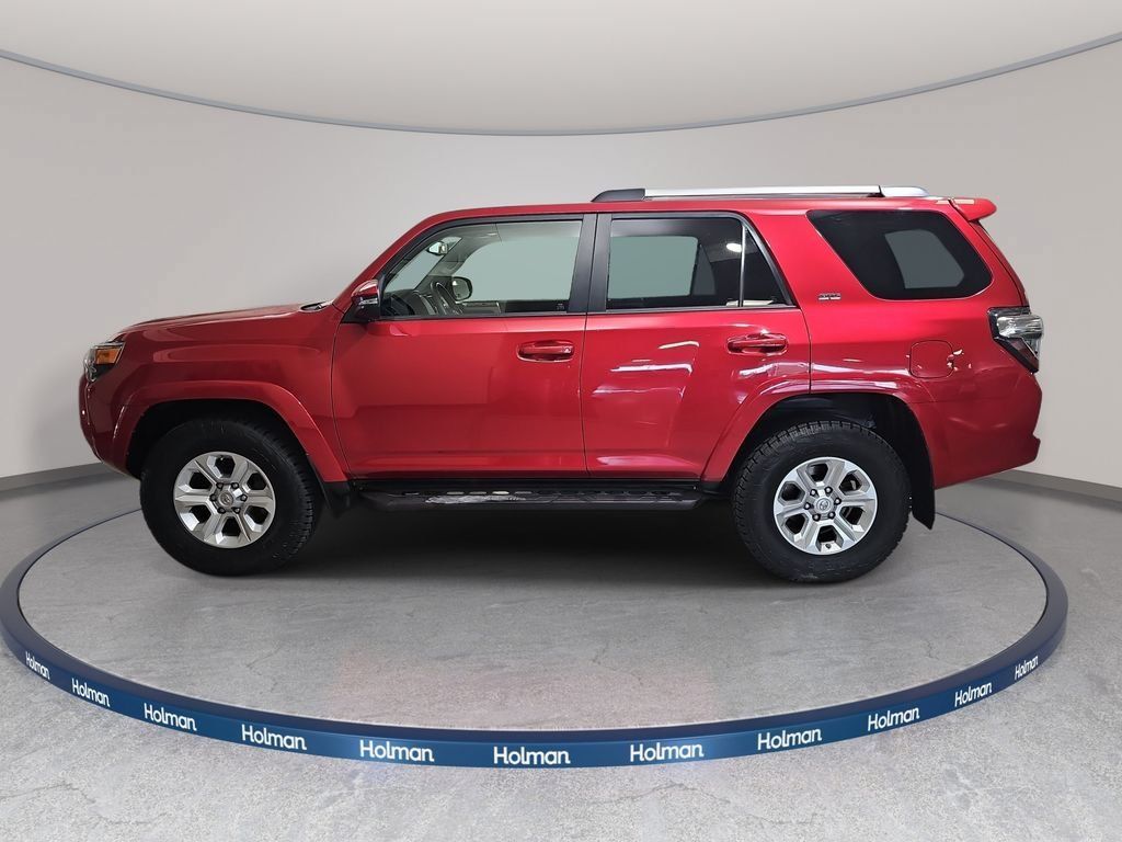 Used 2020 Toyota 4Runner SR5 Premium w/ Moonroof Package AWD/4WD image 9