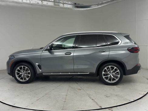 Used 2024 BMW X5 xDrive40i w/ Premium Package AWD/4WD image 5