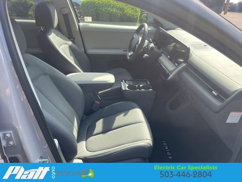 Used 2025 Hyundai Ioniq 5 SEL AWD/4WD image 54