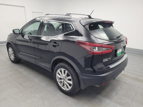 Used 2020 Nissan Rogue Sport SV image 5