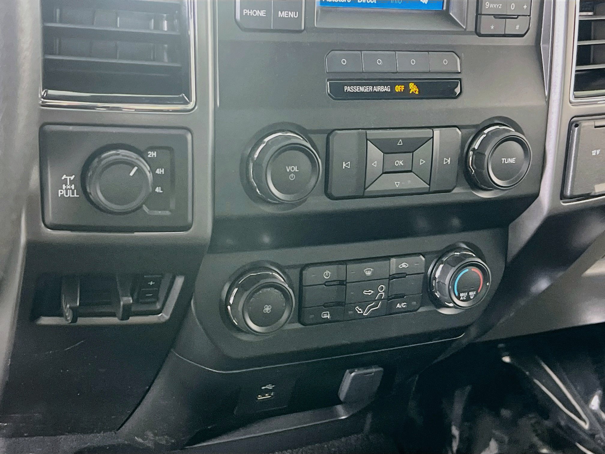 Used 2019 Ford F250 XLT w/ XLT Value Package AWD/4WD image 15