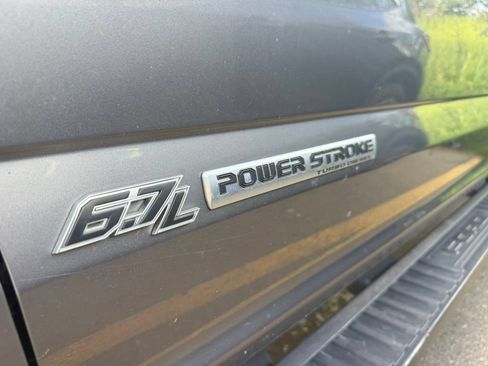 Certified 2022 Ford F350 XLT w/ Black Appearance Package AWD/4WD image 11