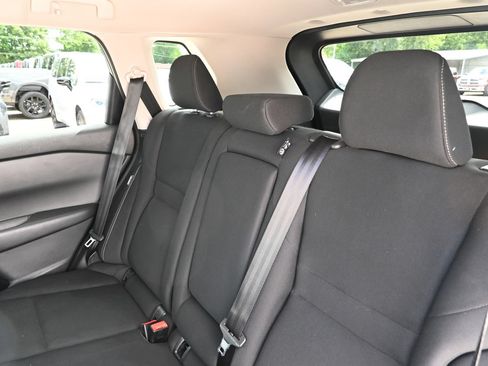Used 2024 Nissan Rogue S AWD/4WD image 26
