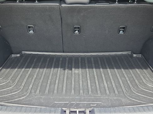 Used 2022 Kia Niro Touring Special Edition image 11