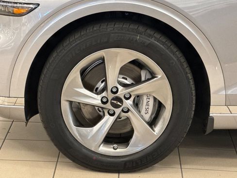 New 2026 Genesis GV70 2.5T AWD/4WD image 26