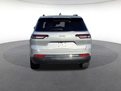 New 2025 Jeep Grand Cherokee L Laredo AWD/4WD image 4