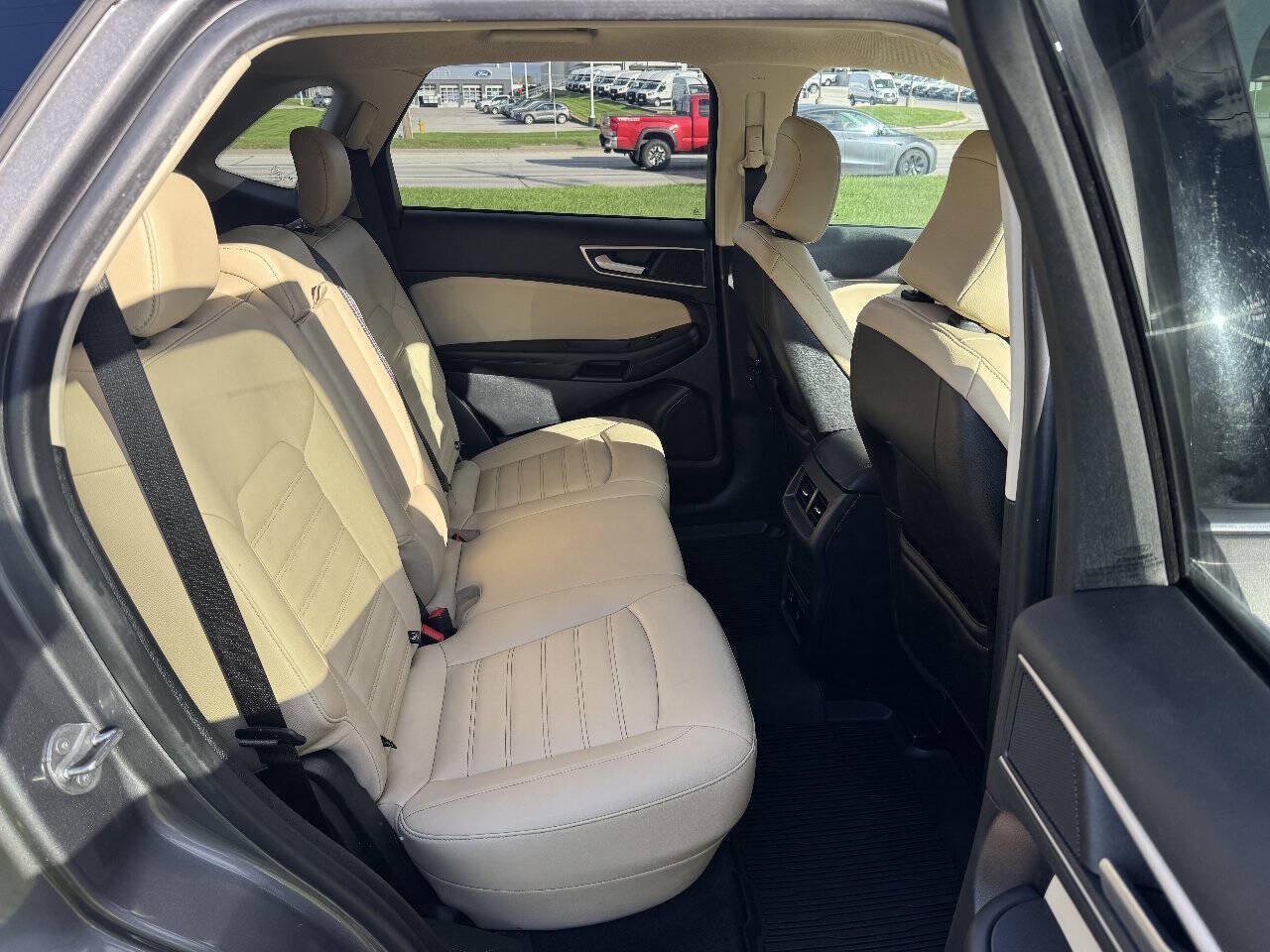 Used 2021 Ford Edge SEL w/ Convenience Package AWD/4WD image 13