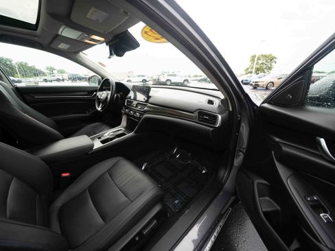 Certified 2022 Honda Accord Touring image 25