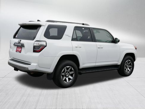 Certified 2024 Toyota 4Runner TRD Off-Road AWD/4WD image 7