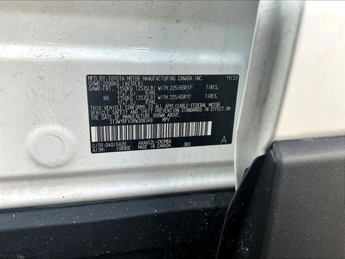 Used 2024 Toyota RAV4 XLE image 6