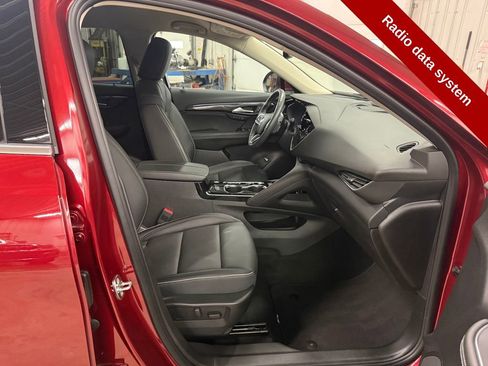 Used 2023 Buick Envision Essence image 34