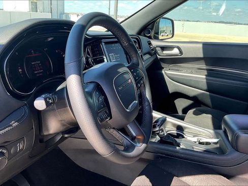 Used 2024 Dodge Durango SXT w/ SXT Blacktop Group image 7