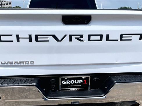 Used 2023 Chevrolet Silverado 2500 W/T w/ WT Convenience Package AWD/4WD image 31