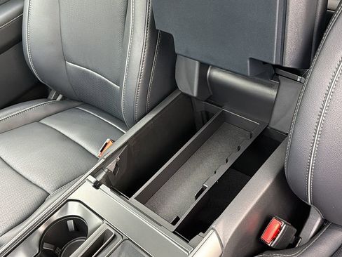 Used 2025 Ford F150 Lariat image 26