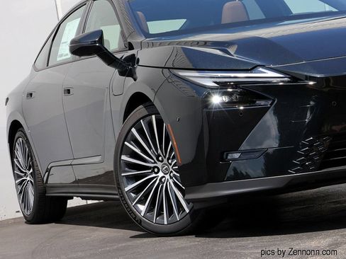 New 2026 Lexus ES 350e FWD image 4