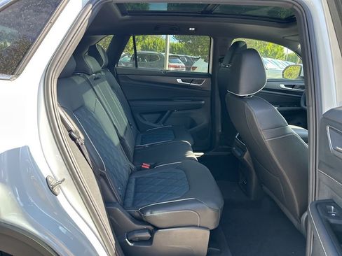 New 2026 Volkswagen Atlas Cross Sport SEL Premium R-Line image 48