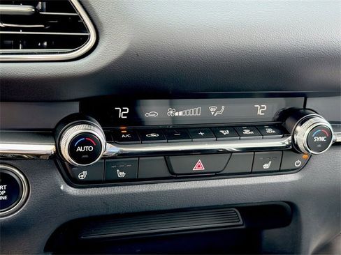 Used 2025 MAZDA CX-30 2.5 Turbo w/ Premium Plus Pkg image 16