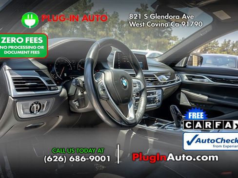 Used 2019 BMW 750i w/ Executive Package RWD image 7