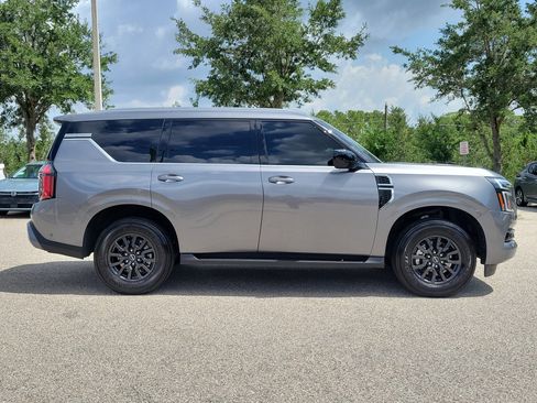 Certified 2025 Nissan Armada SV RWD image 4