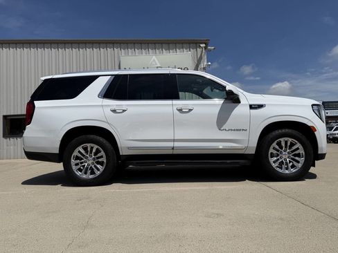 Used 2021 GMC Yukon SLT w/ SLT Luxury Plus Package AWD/4WD image 34