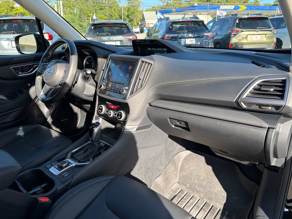 Certified 2023 Subaru Forester Touring AWD/4WD image 41